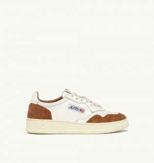 Autry Medalist Low Sneakers Goatskin Suede White | 5602-UMCLK