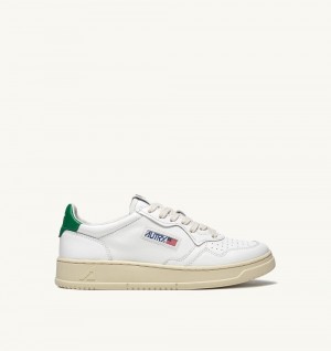 Autry Medalist Low Sneakers Leather Green / White | 7082-WCOHN