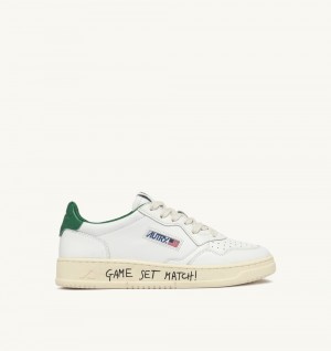 Autry Medalist Low Sneakers Leather Lettering Green / White | 8162-IPWNG