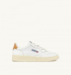 Autry Medalist Low Sneakers Leather White | 5843-TOGHX