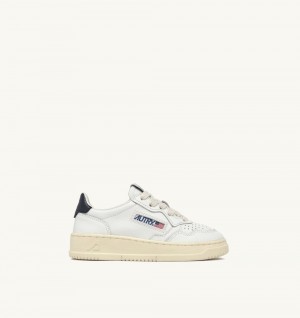 Autry Medalist Low Sneakers Leather White | 5810-CSJOQ