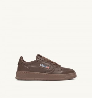 Autry Medalist Low Sneakers Matte Patridge Leather Marrone | 7635-XYIFJ