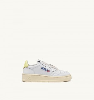 Autry Medalist Low-top Sneakers Leather Yellow / White | 7301-VIMQW