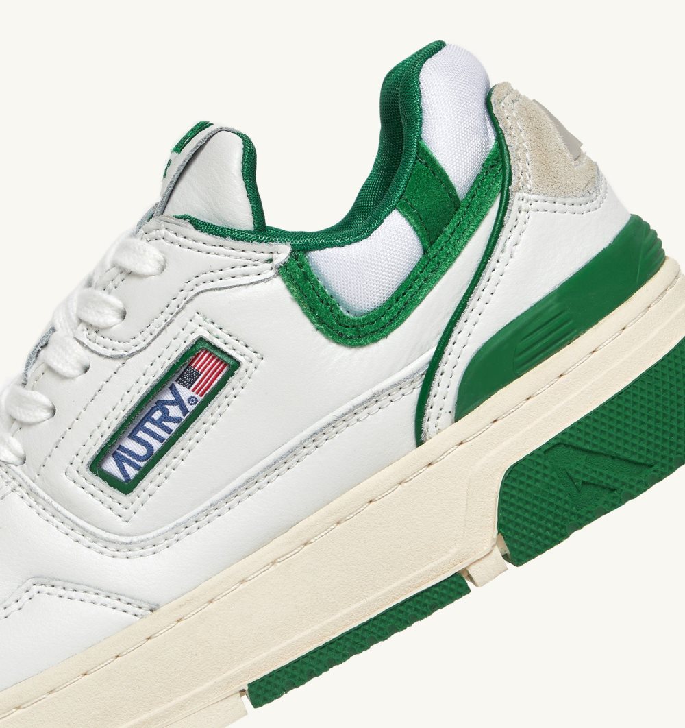 Autry Clc Low Sneakers Leather Amazon Suede Green / White | 1206-TNAVK