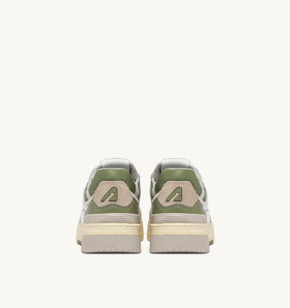 Autry Clc Low Sneakers Leather Green / White | 0953-THCWP