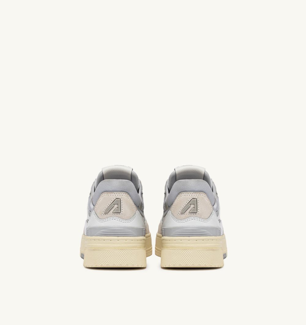 Autry Clc Low Sneakers Leather White | 1903-BSUOY