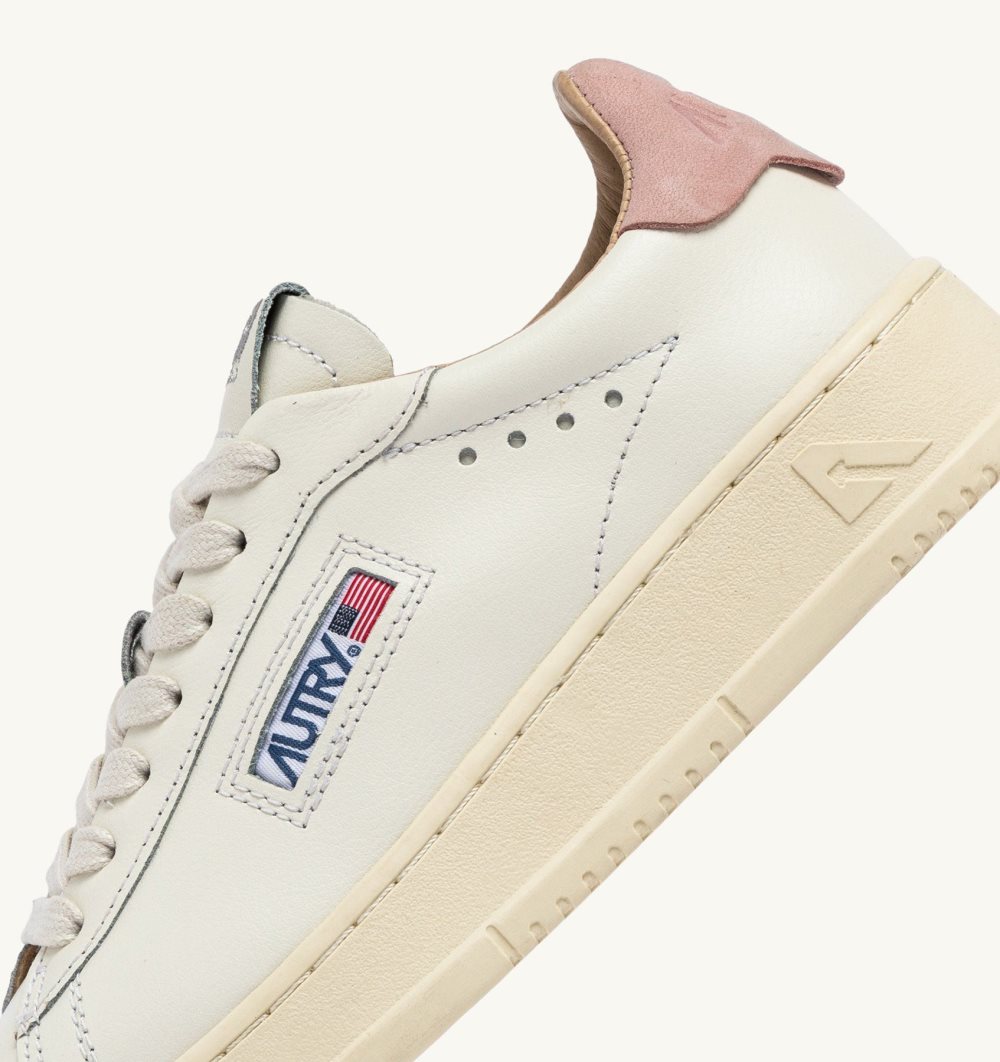 Autry Dallas Low Sneakers Powder Leather White / Pink | 5482-HJGRE