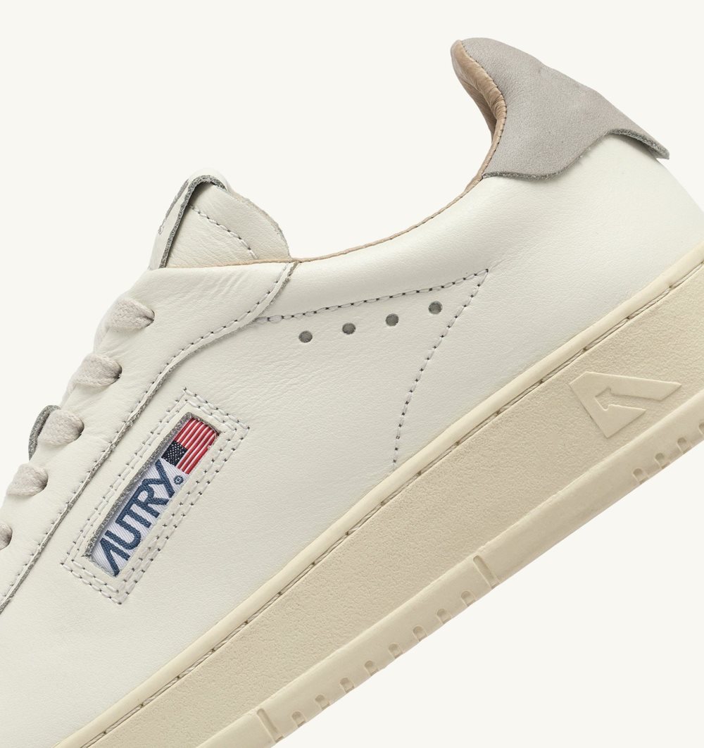 Autry Dallas Low Sneakers Vapor Leather White / Grey | 6390-MSCFO