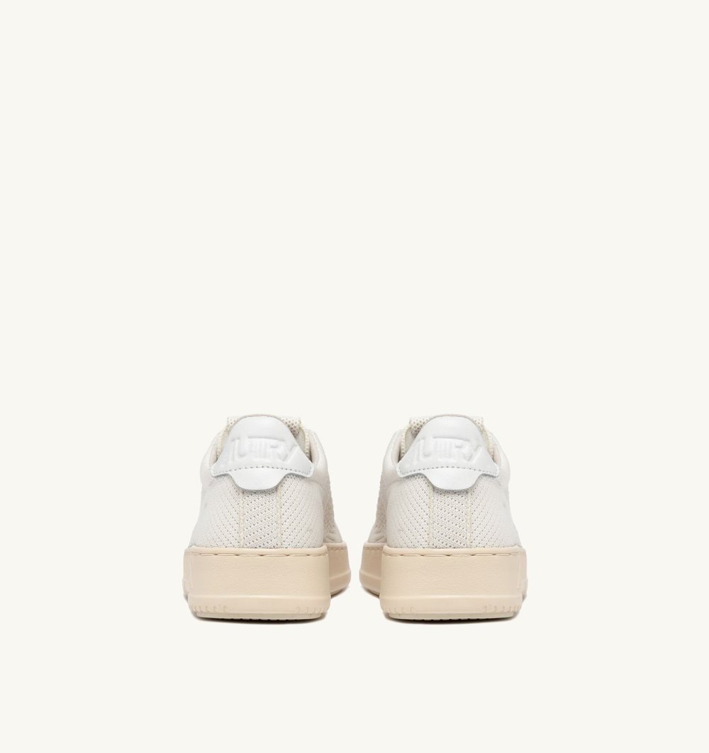 Autry Easeknit Medalist Low Sneakers Fabric White | 8123-NPEAI