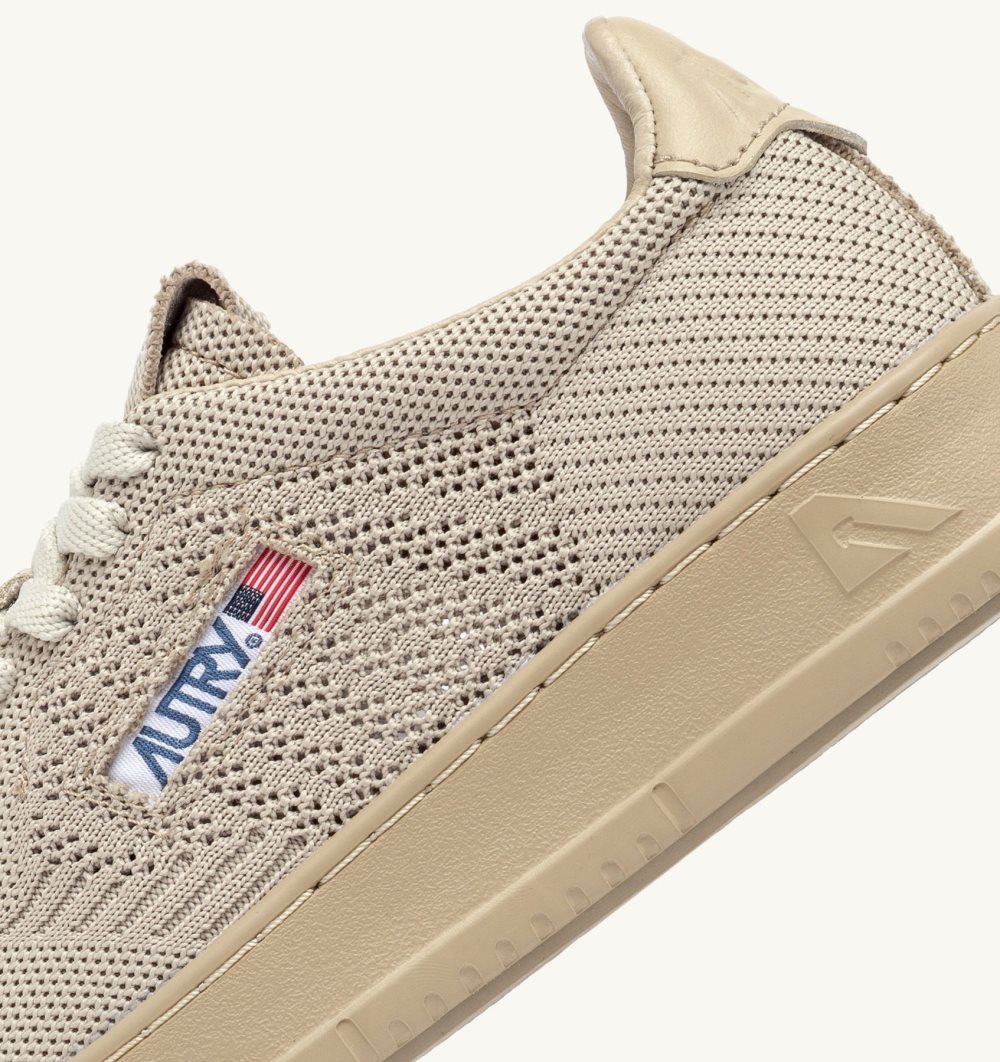 Autry Easeknit Medalist Low Sneakers Mojave Desert Beige | 7510-CXPUZ