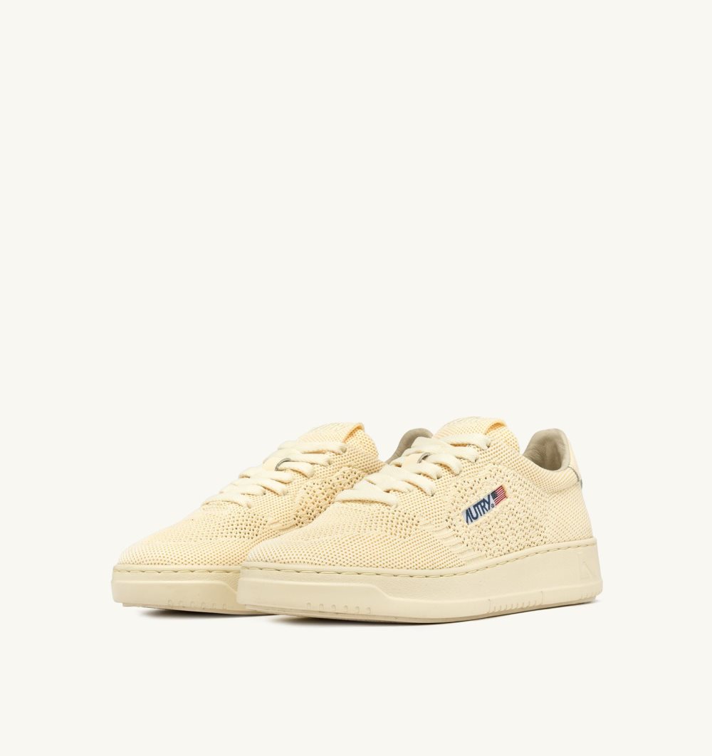 Autry Easeknit Medalist Low Sneakers Pearsorbet Yellow | 2394-YNKCV