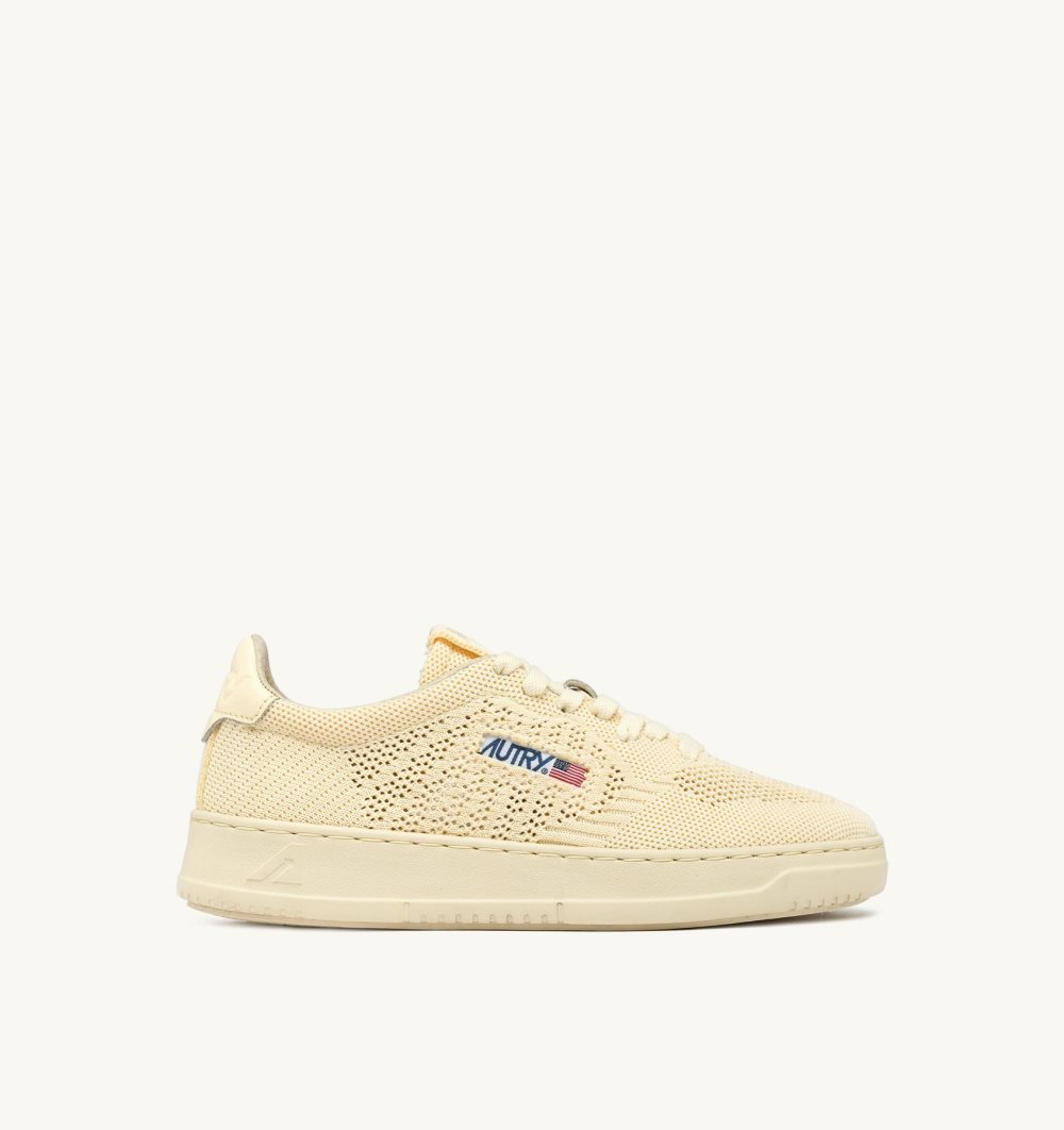 Autry Easeknit Medalist Low Sneakers Pearsorbet Yellow | 2394-YNKCV