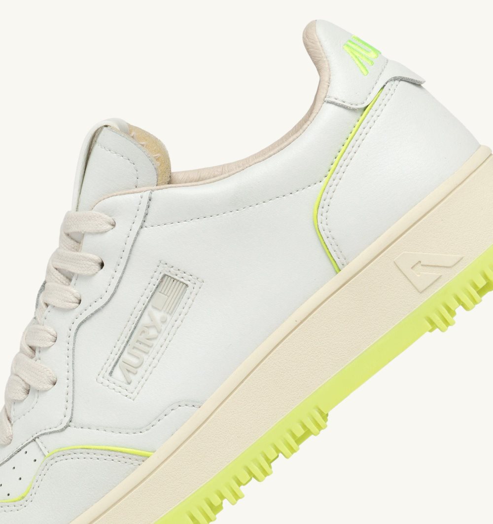 Autry Golf Low Sneakers Leather Yellow / White | 7468-QVBUL