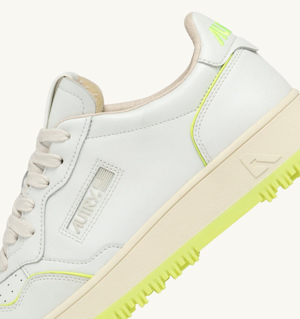 Autry Golf Low Sneakers Leather Yellow / White | 6510-SWLYG