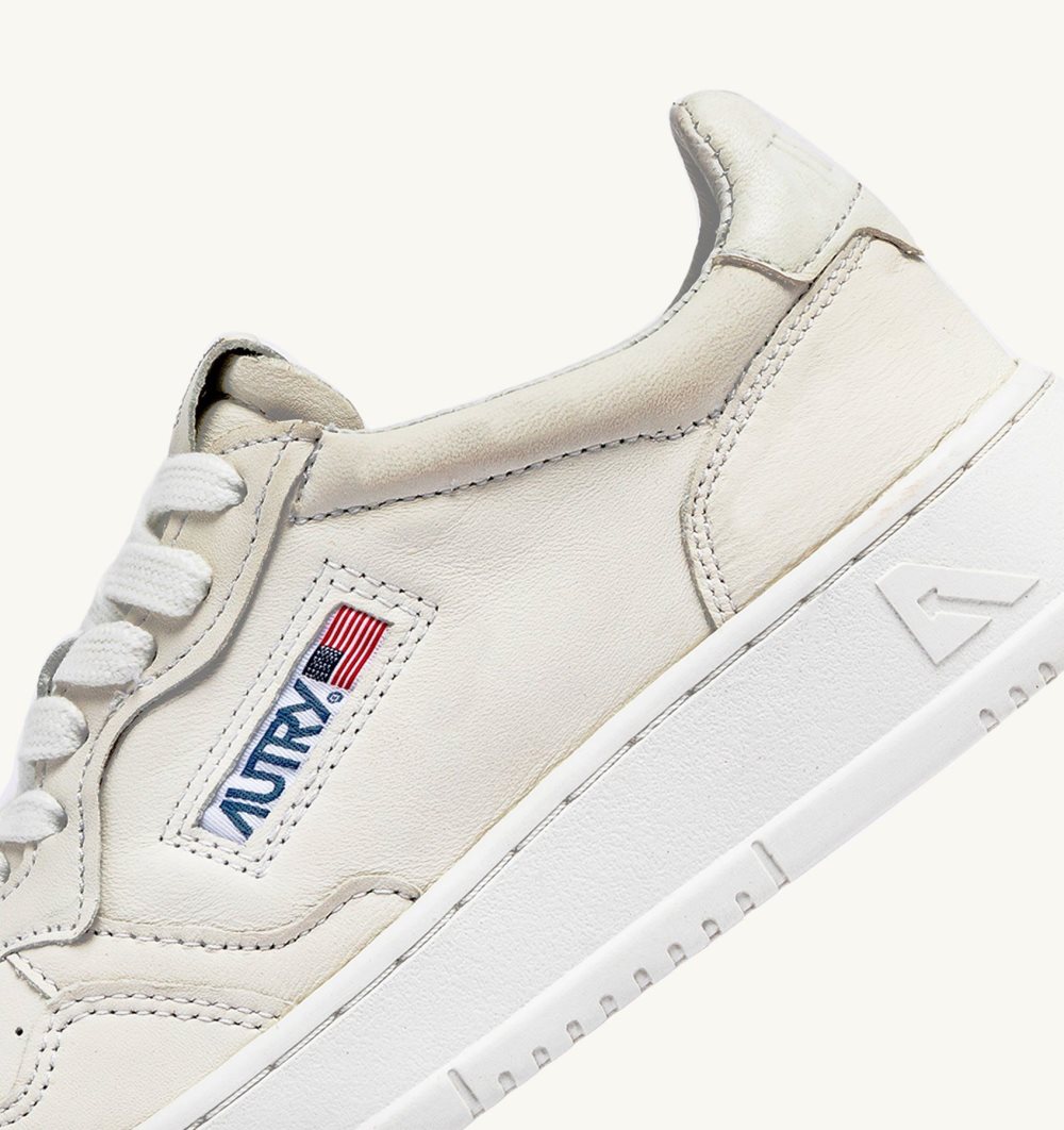 Autry Medalist Low Sneaker Optical Goat Leather White | 3178-RYEFL