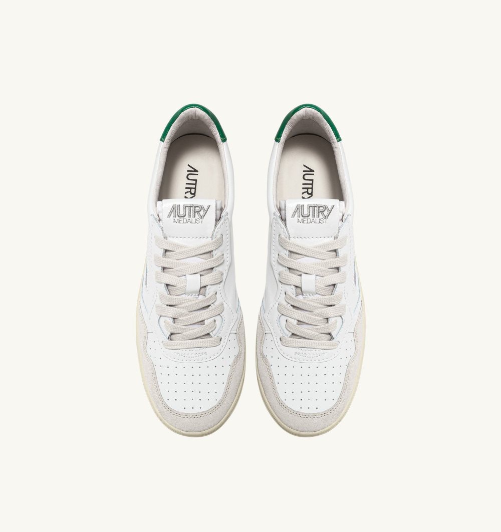 Autry Medalist Low Sneakers Amazon Leather Suede Green / White | 3547-CEYXN