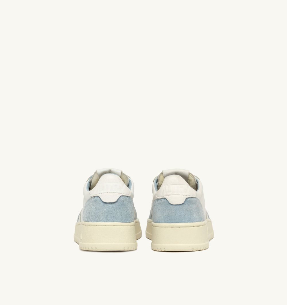 Autry Medalist Low Sneakers Goatskin Suede White / Blue | 9150-EPKBU