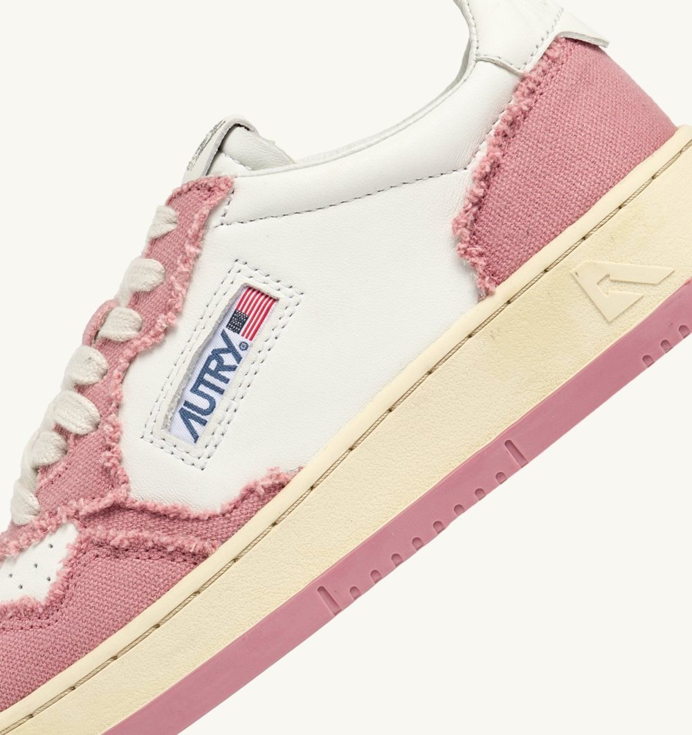 Autry Medalist Low Sneakers Leather Canvas White / Pink | 0647-DZABN