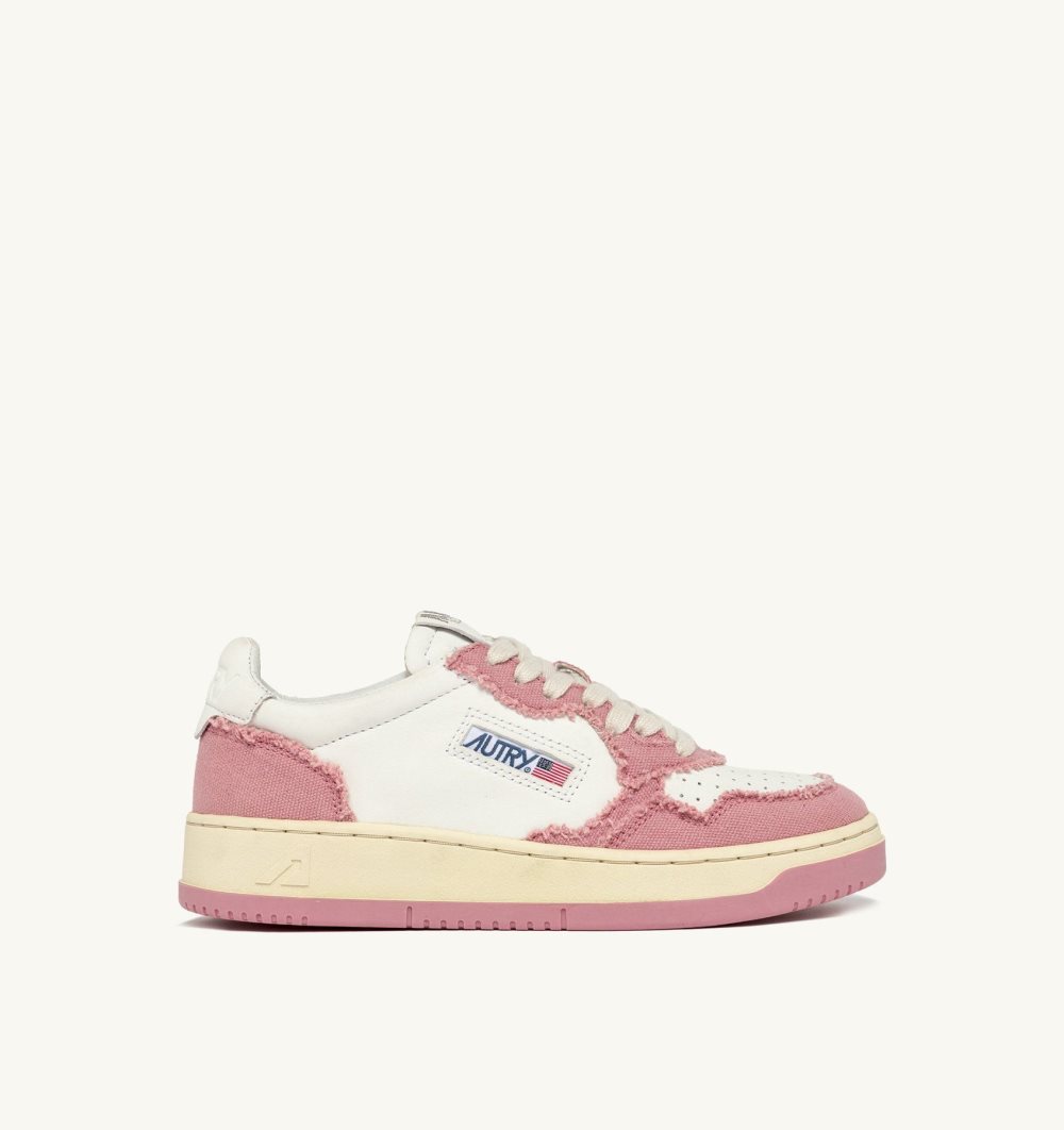 Autry Medalist Low Sneakers Leather Canvas White / Pink | 0647-DZABN