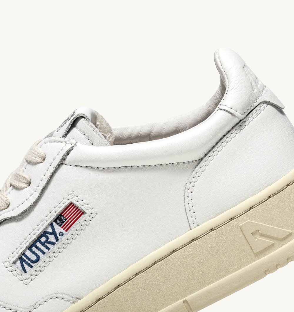 Autry Medalist Low Sneakers Leather White | 6759-CQVDM