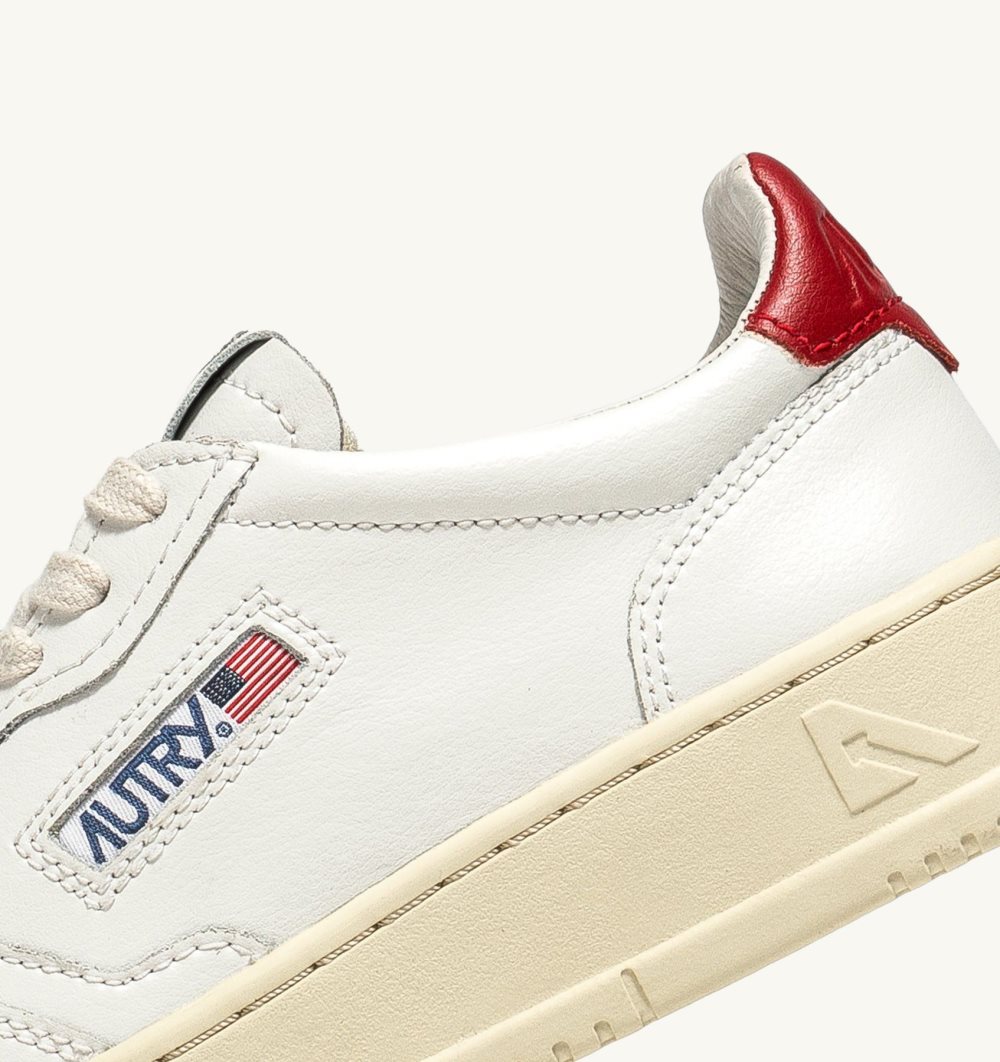 Autry Medalist Low Sneakers Leather White / Red | 4158-WCUPQ