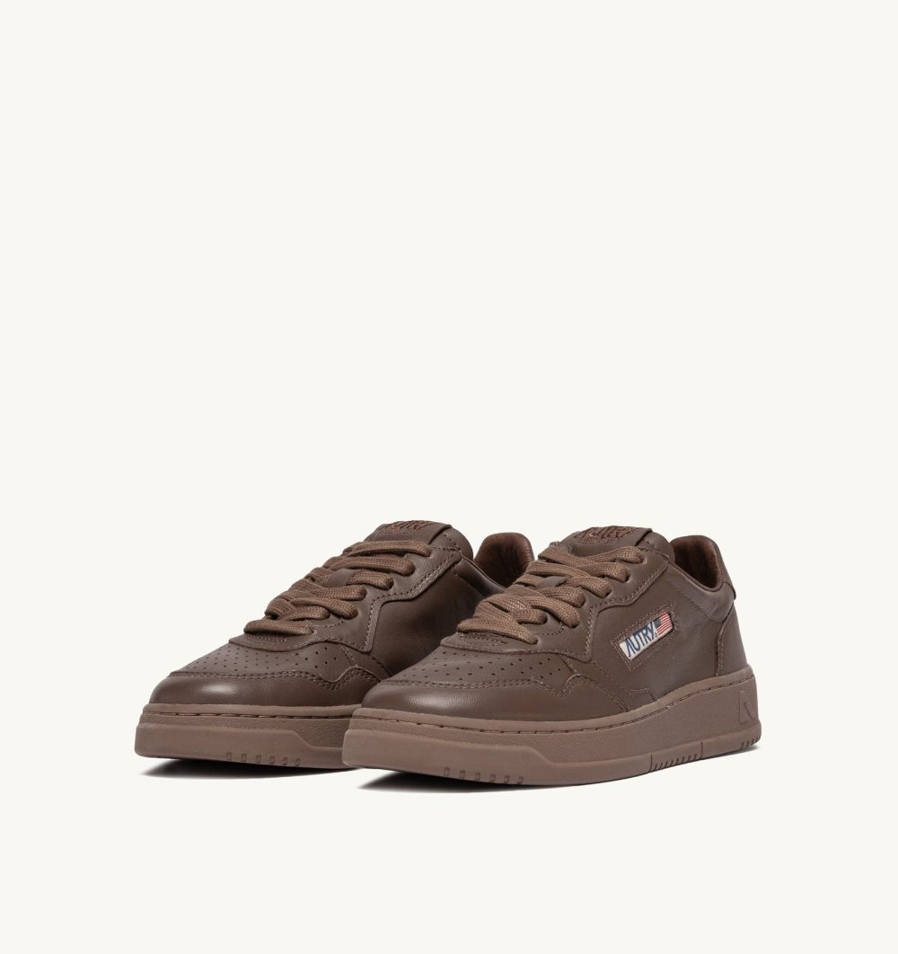 Autry Medalist Low Sneakers Matte Patridge Leather Marrone | 7635-XYIFJ