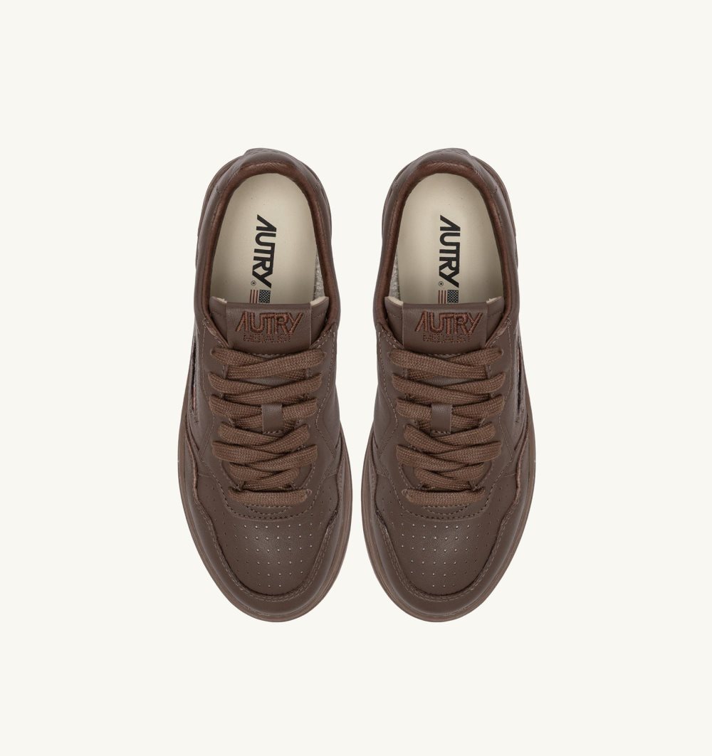 Autry Medalist Low Sneakers Matte Patridge Leather Marrone | 7635-XYIFJ