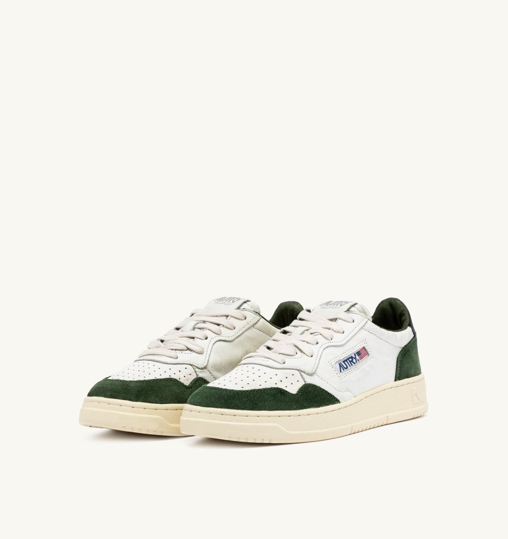 Autry Medalist Low Sneakers Military Suede Leather Green / White | 9753-RFHSM