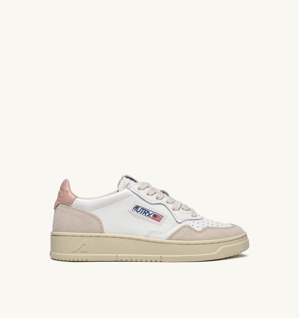 Autry Medalist Low Sneakers Powder Leather Suede White / Pink | 8302-HNVZK