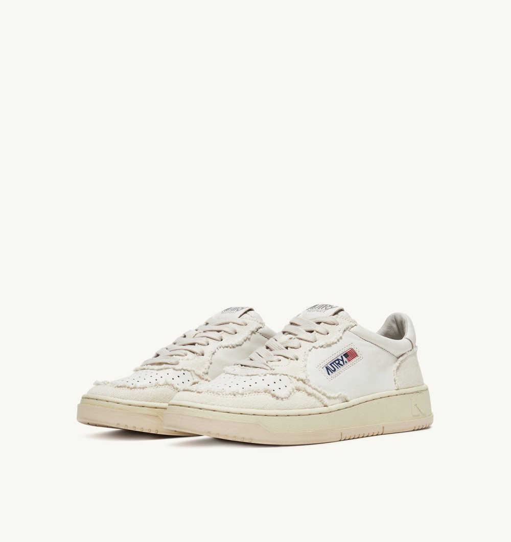 Autry Medalist Low Sneakers Soft Goatskin Frayed Canvas White | 8037-EIQKP