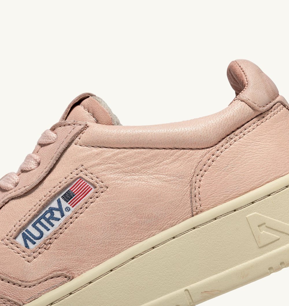 Autry Medalist Low Sneakers Soft Goatskin Pink | 4651-GLHKY