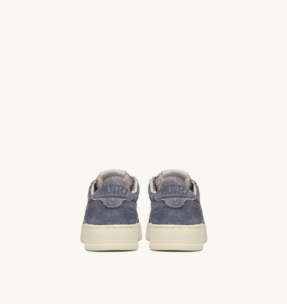 Autry Medalist Low Sneakers Suede Blue | 7952-QLNHZ