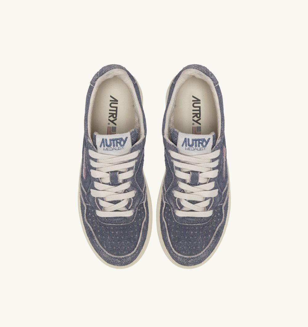 Autry Medalist Low Sneakers Suede Blue | 7952-QLNHZ