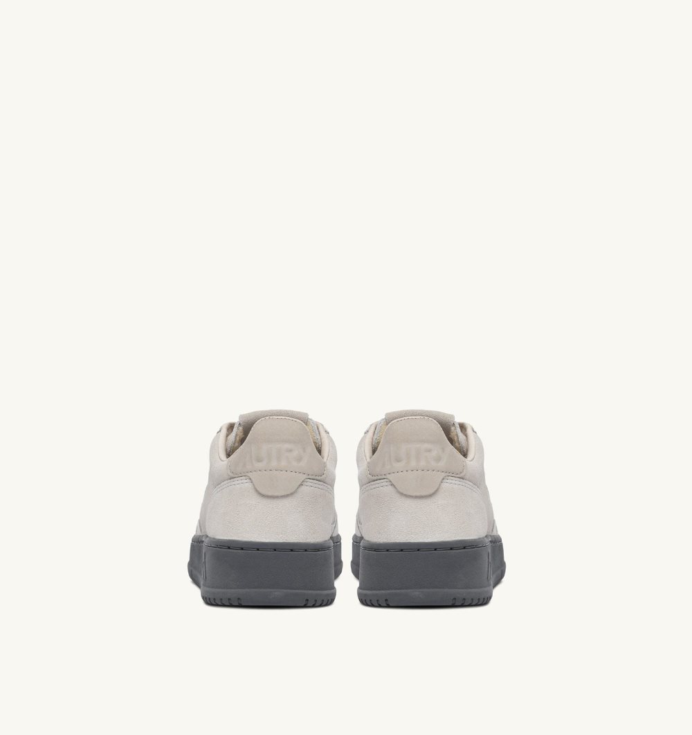 Autry Medalist Low Sneakers Suede Grey | 5428-VTHNO