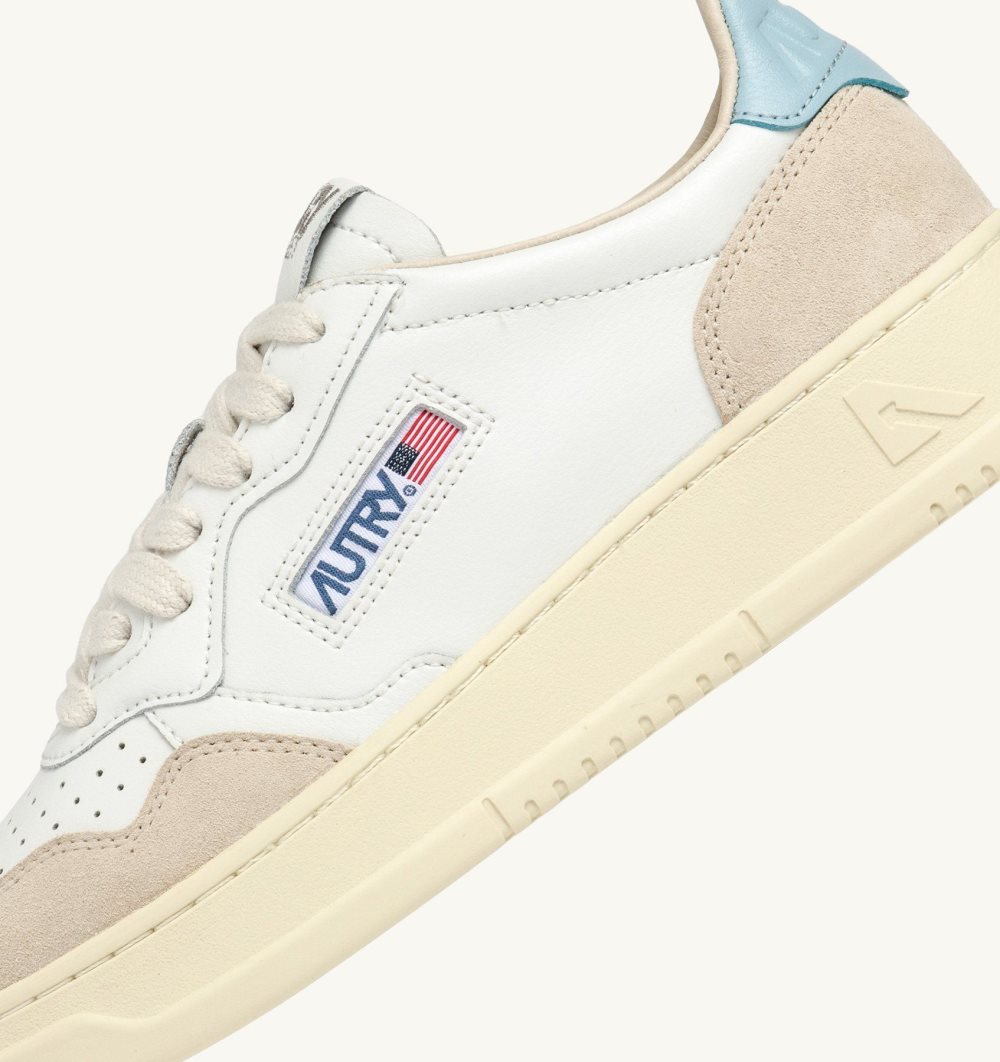 Autry Medalist Low Sneakers Suede Leather White / Blue | 7904-IYLQF