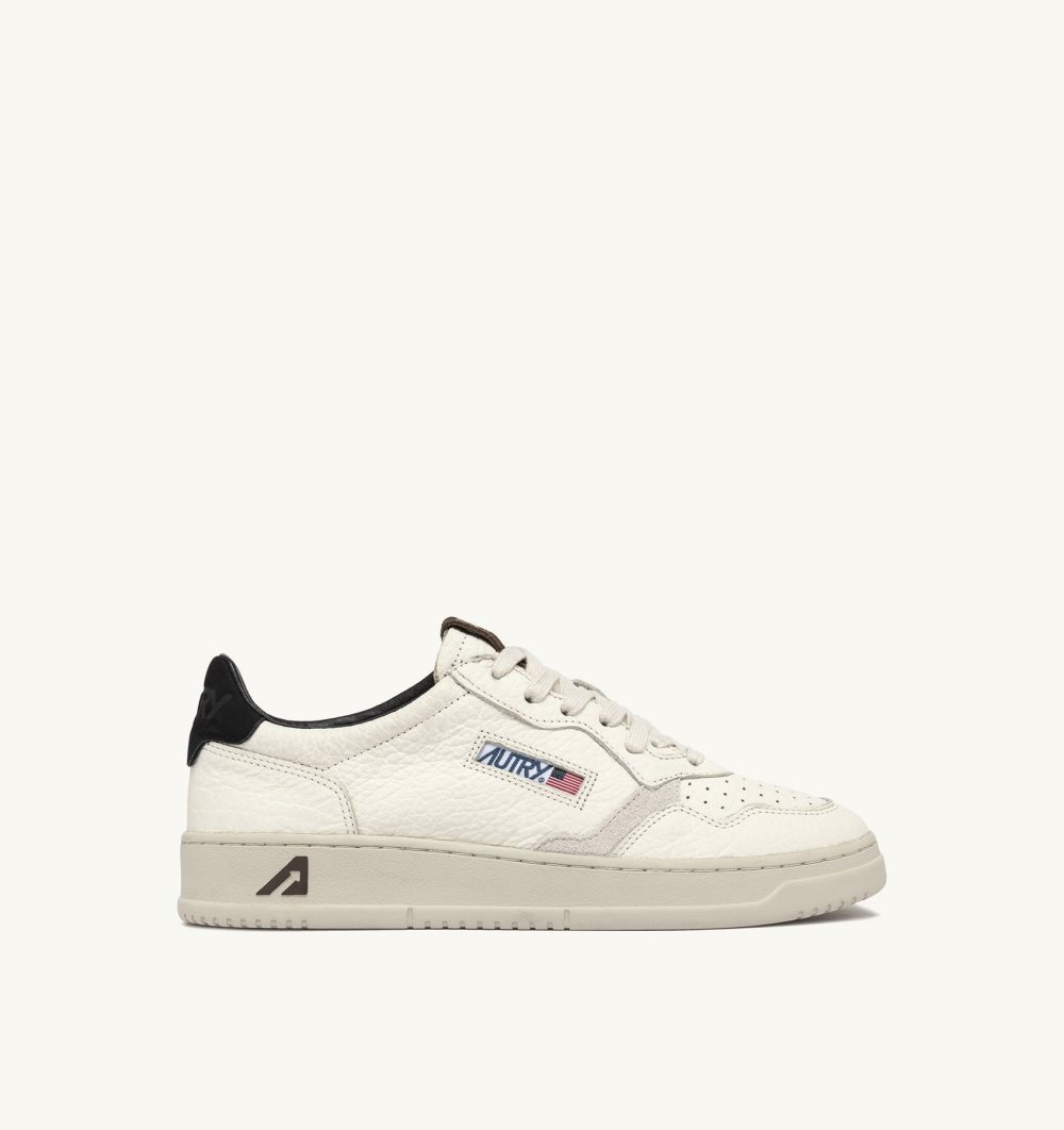 Autry Medalist Low Sneakers TextuLeather Details White | 6785-AOZWR