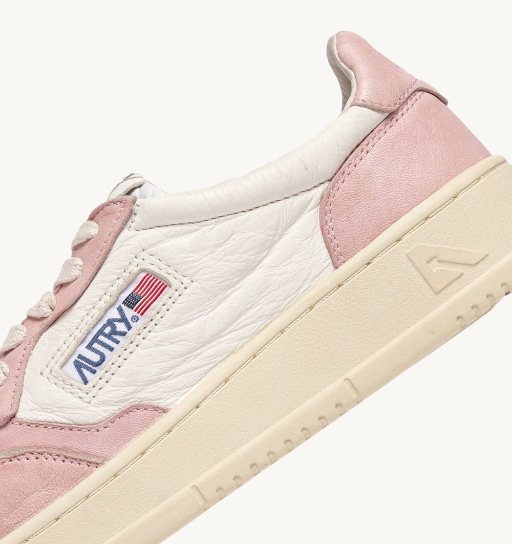 Autry Medalist Low Sneakers Washed Goatskin White / Pink | 0618-KBSVJ