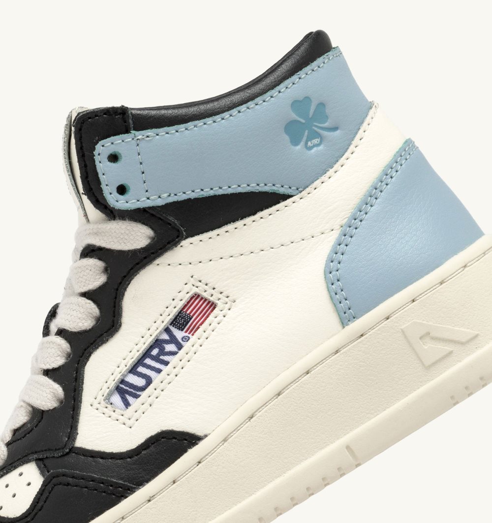 Autry Medalist Mid Sneakers Leather White / Blue | 1325-BZPJV