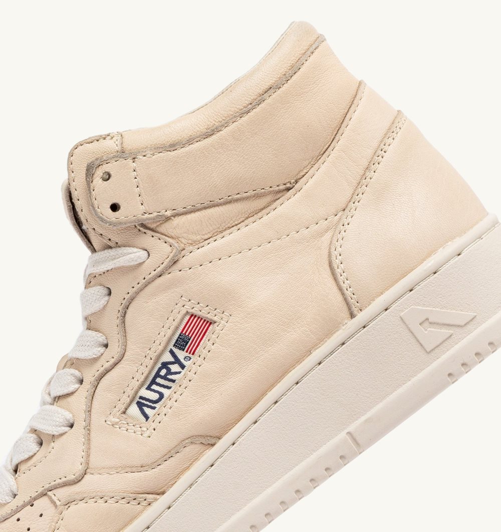 Autry Medalist Mid Sneakers Napa Leather Beige | 1098-CXNZP