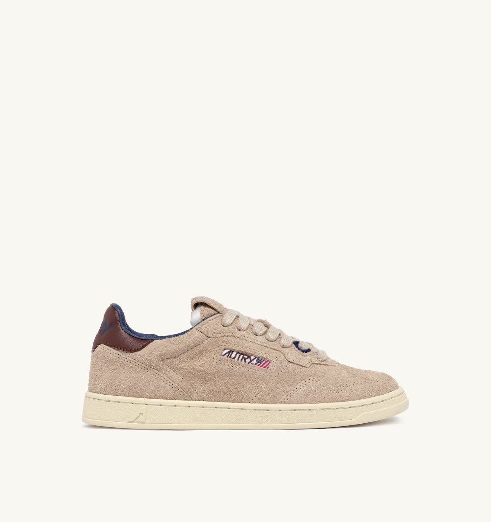 Autry New Flat Low Sneakers Ecru Fudgesickle Suede Beige | 4039-PIFJM