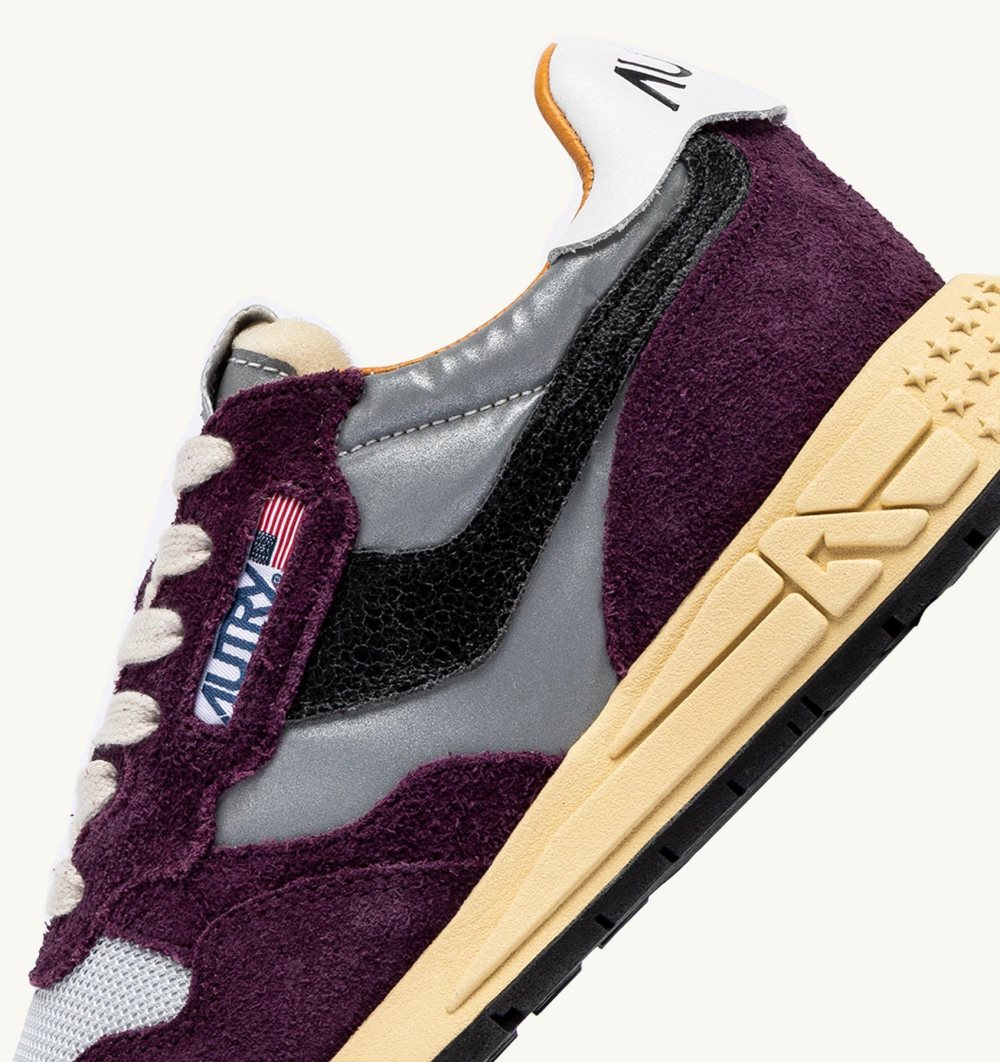 Autry Reelwind Low Sneakers Barolo Cracked Leather Reflective Nylon Burgundy | 5102-VJOQM