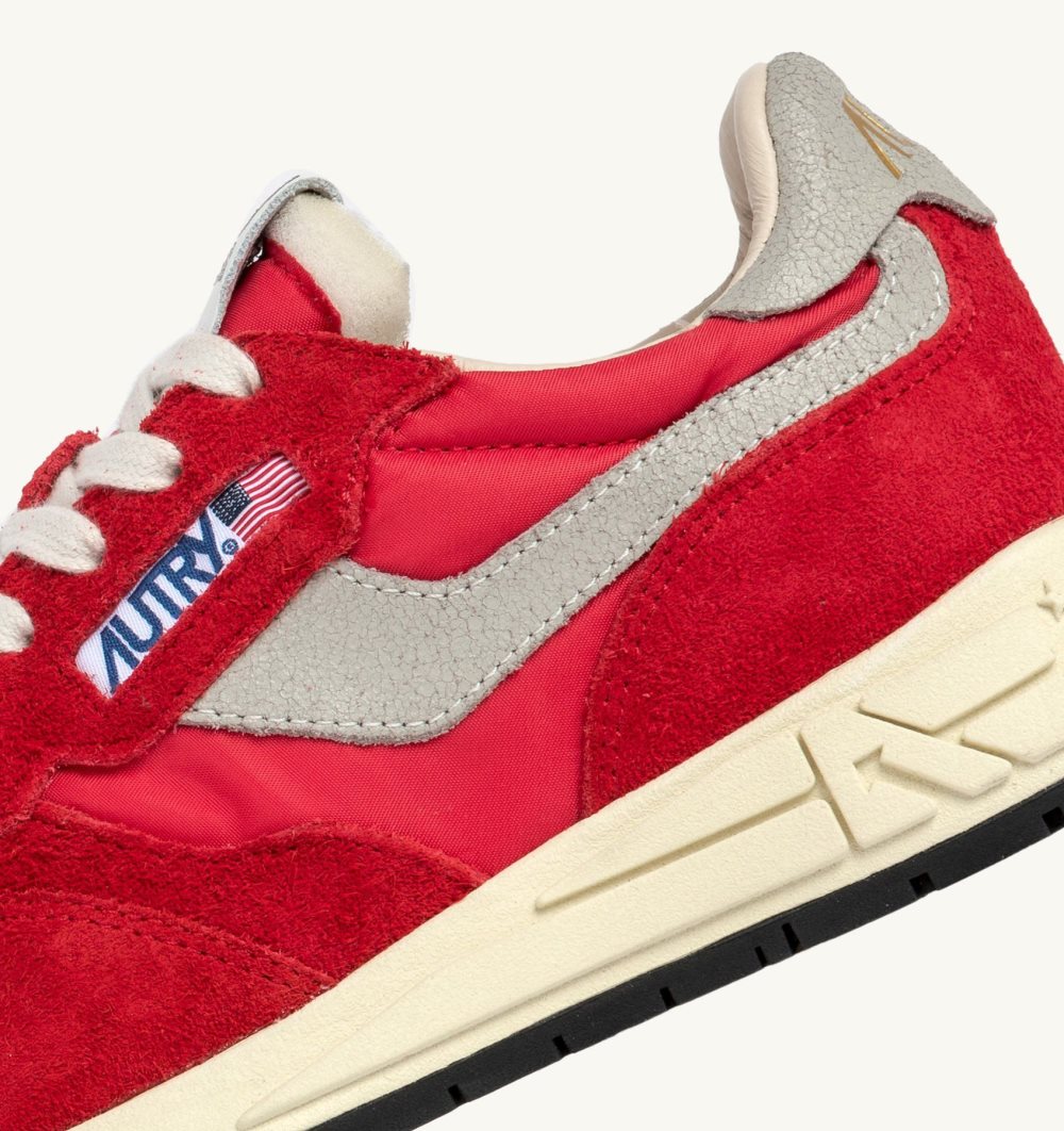 Autry Reelwind Low Sneakers Nylon Suede Red | 2305-FMDTE