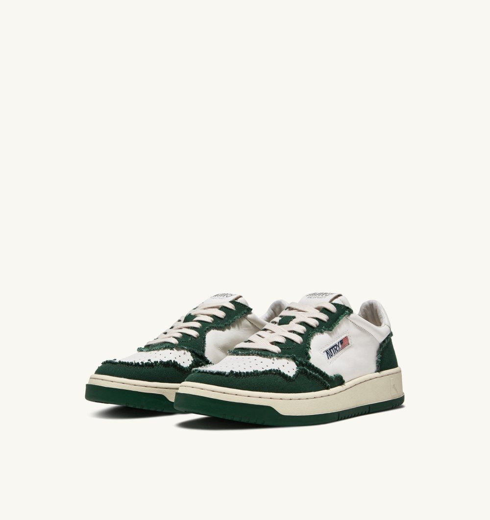 Autry Two-tone Medalist Low Sneakers Soft Goatskin Frayed Canvas Green / White | 1079-BAZXI